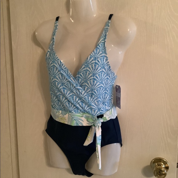 New Stella Parker swimsuit blue floral size SP NWT 70$ MSRP. Gorgeous suit - Picture 4 of 14